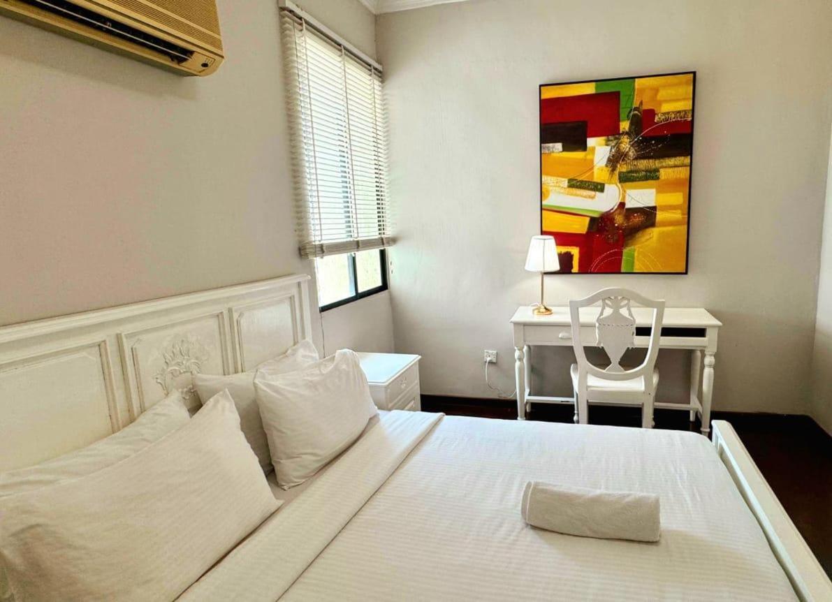 Century Bay Private Residences Sungai Dua Bukit Exteriér fotografie